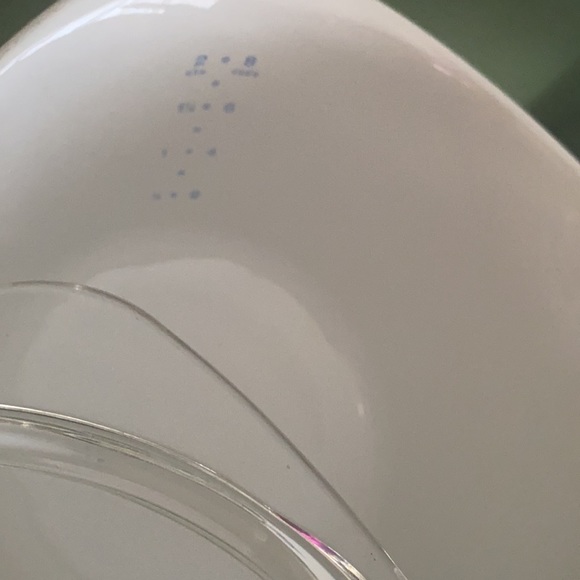 Corning Ware cook wear the best around I have I have 7 total!! - Picture 3 of 7